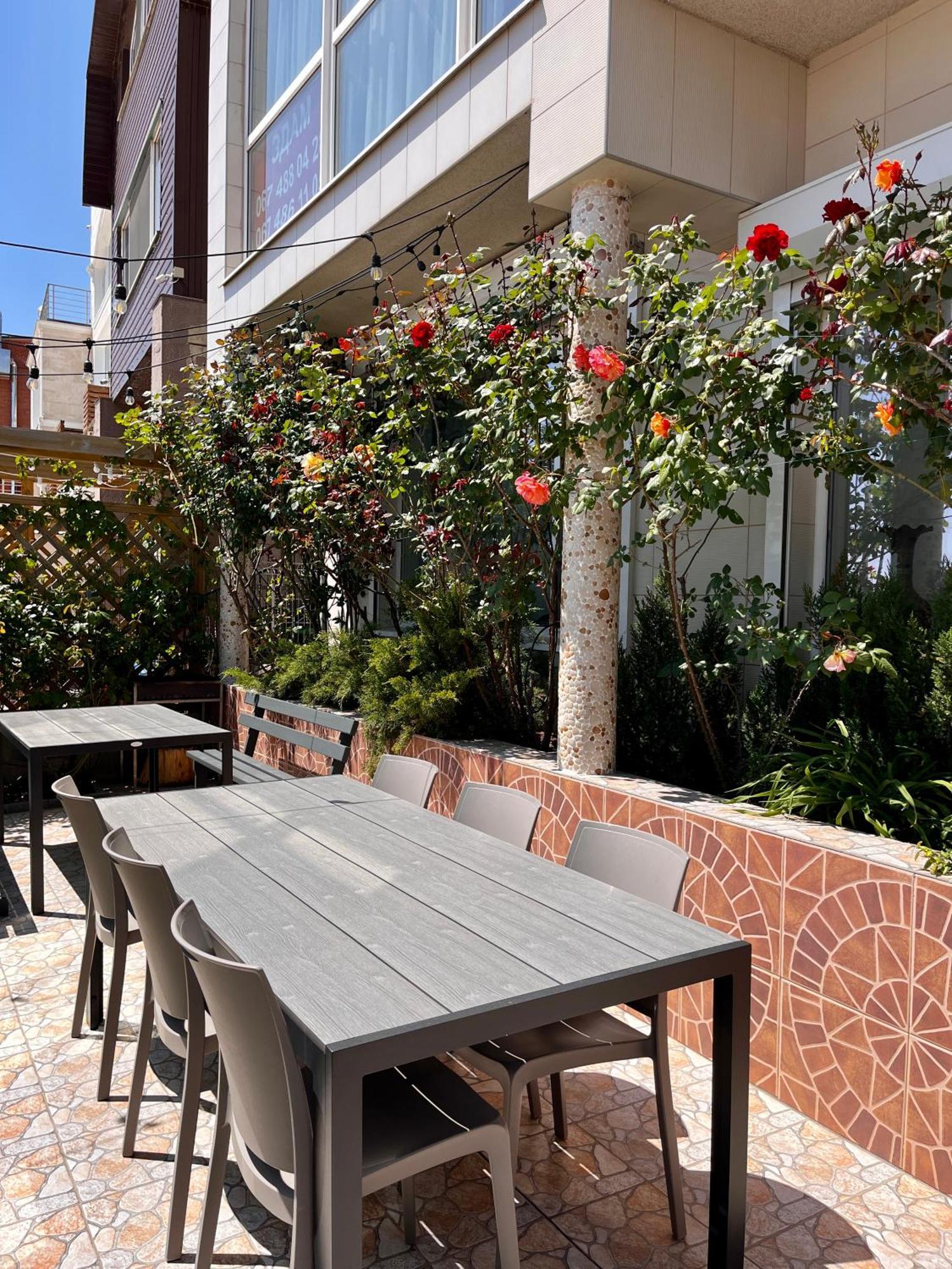 Done Kandybone Apartments Burlach'ya Balka Exterior foto